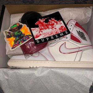 Air Jordan 1 Retro High OG ‘Phantom’ SUPREME